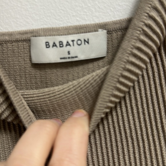 Babaton Aritzia Sculpt Knit Squareneck Cropped Tank - Picture 6 of 6